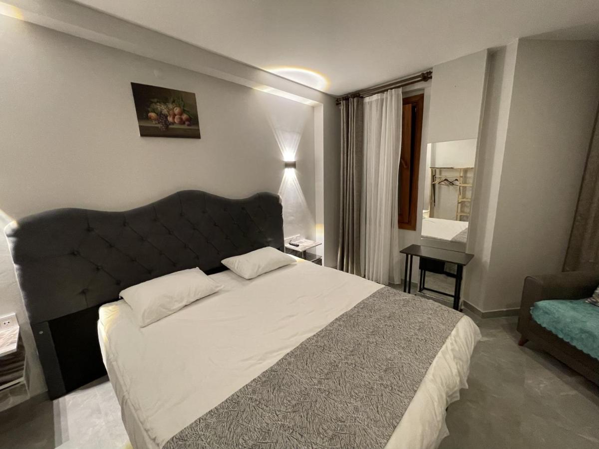 Turna Hotel Istanbul Exterior photo